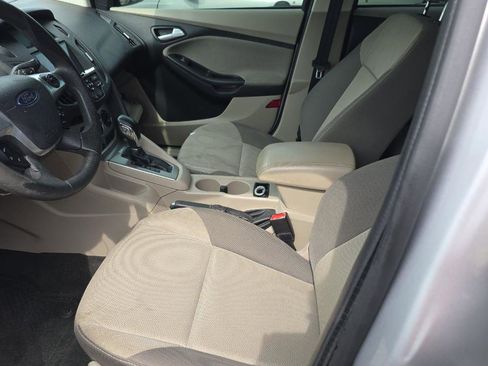 Used 2013 Ford Focus SE FWD image 7