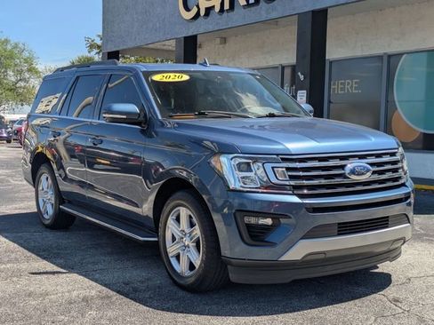 Used 2020 Ford Expedition XLT w/ Equipment Group 202A RWD image 3