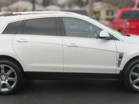 Used 2011 Cadillac SRX Premium image 3