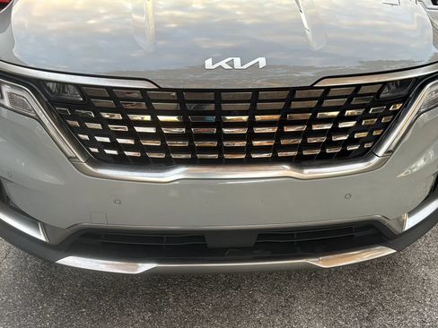 Used 2023 Kia Carnival SX FWD image 33
