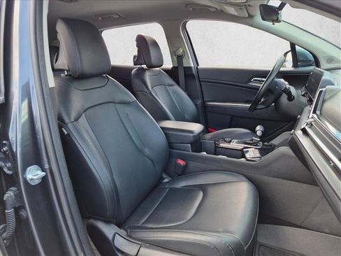 Used 2023 Kia Sportage EX FWD image 17