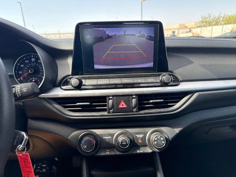 Used 2023 Kia Forte LXS FWD image 12