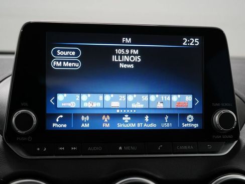 Used 2024 Nissan Sentra SV FWD image 11