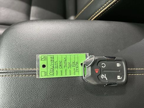 Used 2022 GMC Terrain AT4 w/ Infotainment Package II AWD/4WD image 12