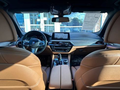 Used 2018 BMW M550i xDrive AWD/4WD image 33