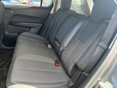 Used 2017 Chevrolet Equinox LT w/ Convenience Package FWD image 9