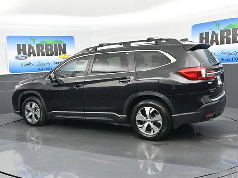 Used 2020 Subaru Ascent Premium w/ Convenience Package AWD/4WD image 3