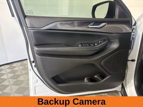 Used 2023 Jeep Grand Cherokee L Laredo w/ Luxury Tech Group I image 9