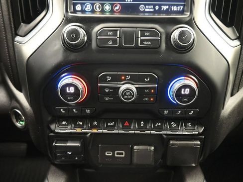 Used 2021 Chevrolet Silverado 1500 LTZ w/ Safety Package II AWD/4WD image 19