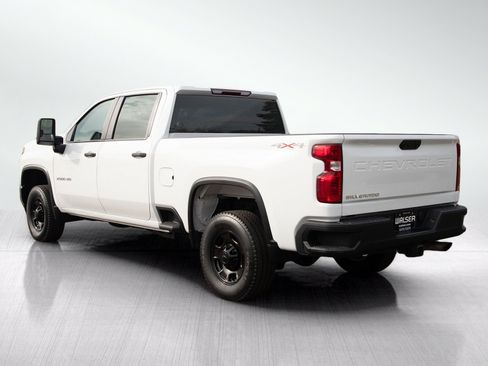 Used 2021 Chevrolet Silverado 2500 W/T w/ WT Convenience Package AWD/4WD image 3
