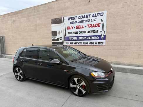 Used 2015 Volkswagen Golf 4-Door image 2