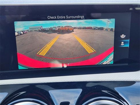 Used 2020 Mercedes-Benz A 220 4MATIC image 33