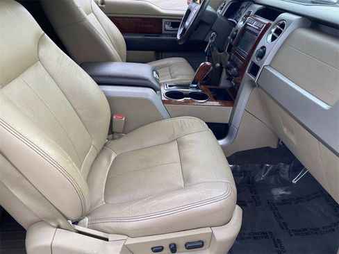 Used 2010 Ford F150 Lariat image 9
