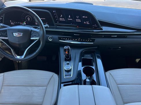 Used 2023 Cadillac Escalade Sport w/ LPO, ONYX Package AWD/4WD image 15