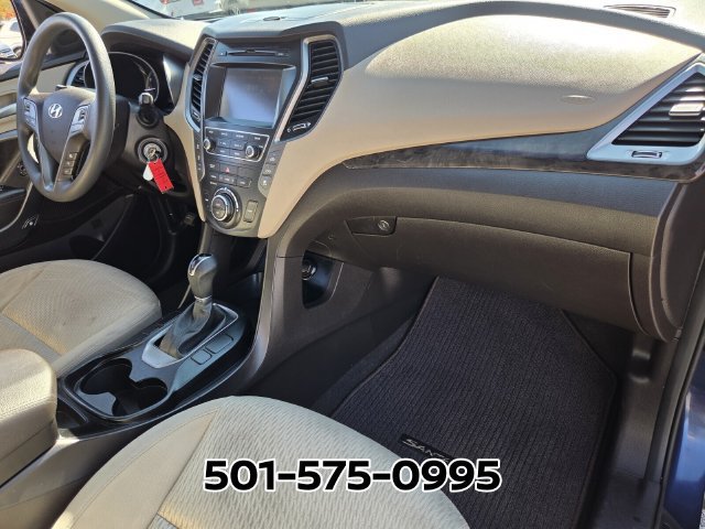 Used 2018 Hyundai Santa Fe SE FWD image 17