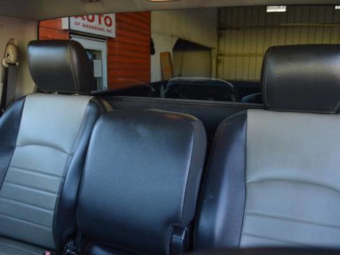 Used 2011 RAM 1500 Express image 30