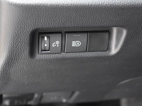 Used 2024 Toyota RAV4 LE AWD/4WD image 22