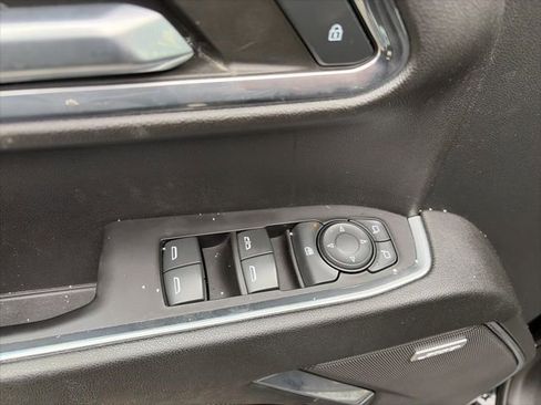 Used 2023 GMC Sierra 1500 Elevation w/ Preferred Package image 17