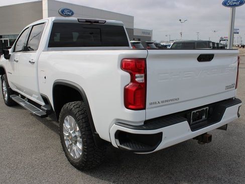 Used 2022 Chevrolet Silverado 2500 High Country image 8