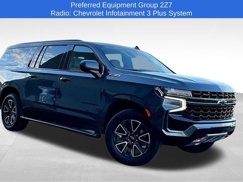 Used 2021 Chevrolet Suburban Z71 image 2