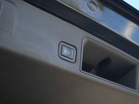 Used 2022 GMC Terrain AT4 w/ Tech Package image 26