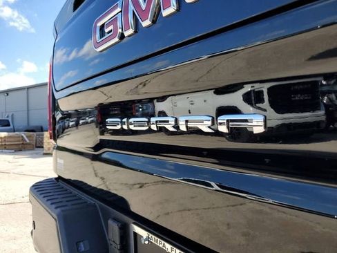 New 2026 GMC Sierra 1500 AT4 w/ AT4 Premium Package AWD/4WD image 8