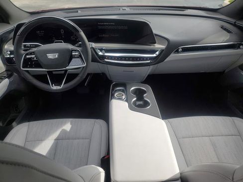 Certified 2024 Cadillac Lyriq Luxury RWD image 69