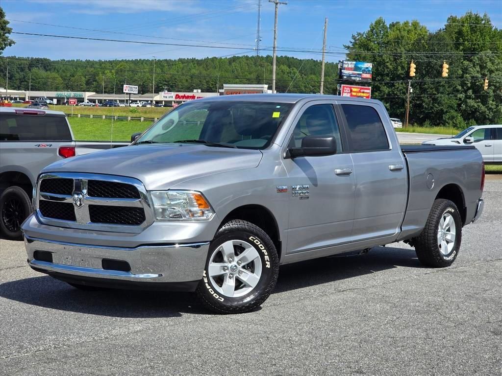 Used 2020 RAM 1500 Classic SLT RWD image 2