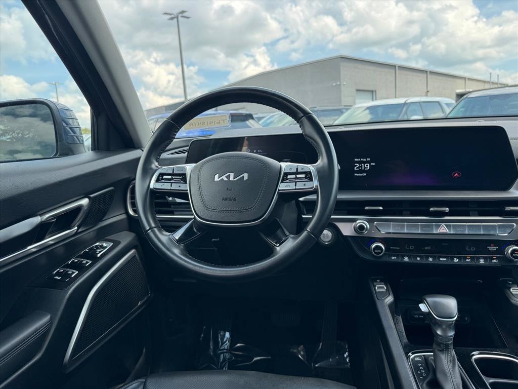 Certified 2024 Kia Telluride S w/ S Sunroof Package FWD image 13