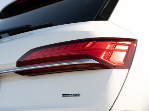 Certified 2025 Audi Q7 3.0T Premium Plus w/ Premium Plus Package image 34