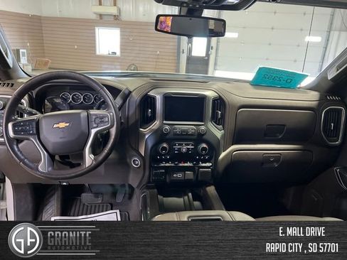 Used 2020 Chevrolet Silverado 1500 LTZ w/ LTZ Plus Package image 12