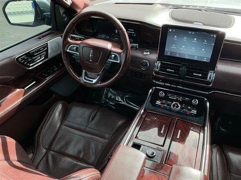 Used 2018 Lincoln Navigator Black Label w/ Cargo Package image 19