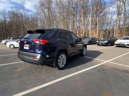 Certified 2025 Toyota RAV4 XLE Premium image 9