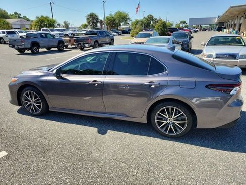 Used 2023 Toyota Camry XLE image 13