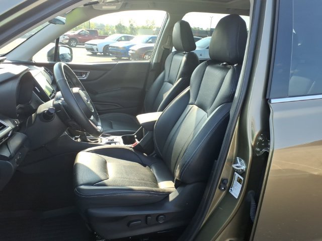 Used 2022 Subaru Forester Touring AWD/4WD image 12