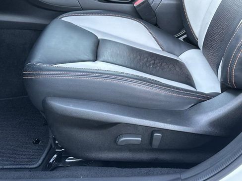 Used 2023 Subaru Crosstrek 2.5i Limited w/ Popular Package #3 image 11