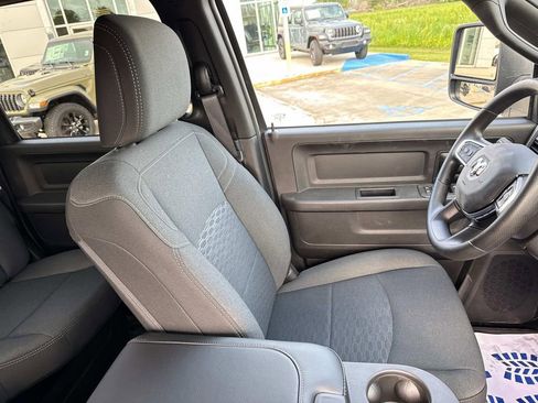 New 2025 RAM 2500 Tradesman image 21