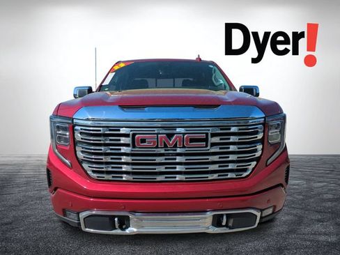 Used 2023 GMC Sierra 1500 Denali w/ Denali Reserve Package AWD/4WD image 9