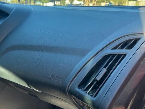 Used 2016 Ford Focus SE image 19