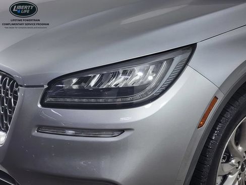 Used 2022 Lincoln Corsair AWD w/ Premium Package image 10