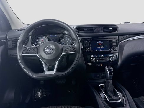 Used 2020 Nissan Rogue Sport SV AWD/4WD image 24