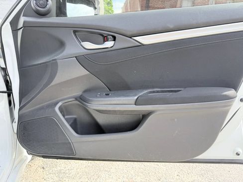 Used 2020 Honda Civic EX image 24