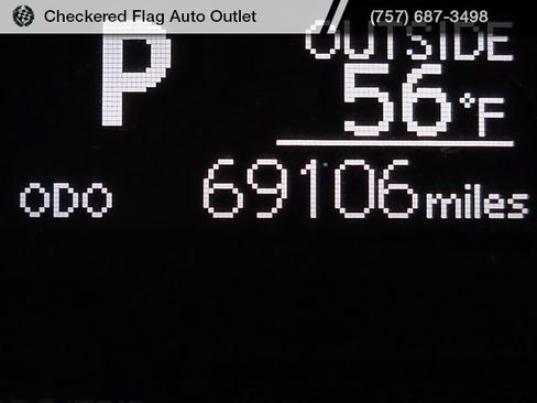 Used 2019 Toyota Corolla LE image 12