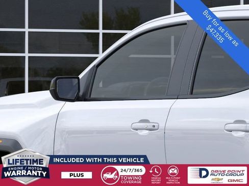 New 2026 GMC Canyon AT4 image 13