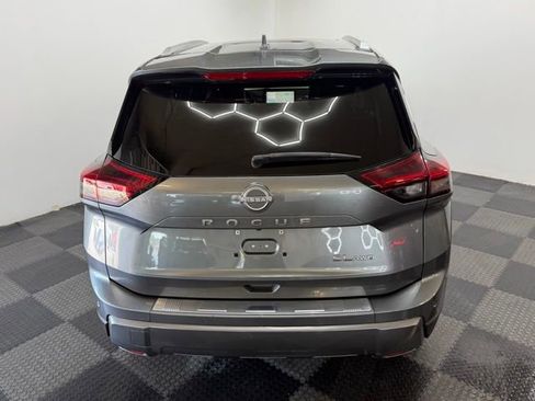 Used 2024 Nissan Rogue SL w/ SL Premium Package AWD/4WD image 10