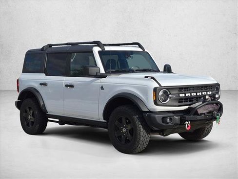 Used 2024 Ford Bronco Black Diamond AWD/4WD image 3
