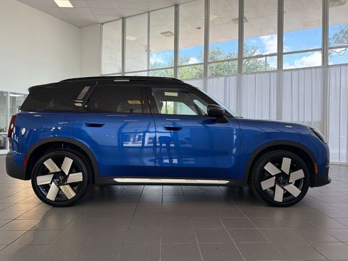 Certified 2026 MINI Cooper Countryman S w/ Comfort Package Max AWD/4WD image 8