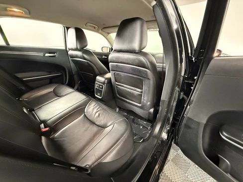 Used 2021 Chrysler 300 Touring L RWD image 36