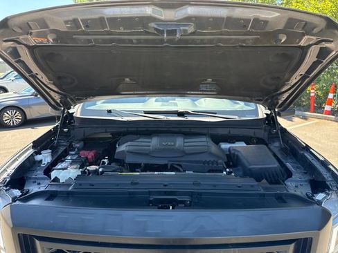 Used 2021 Nissan Titan PRO-4X w/ Pro-4x Convenience Package AWD/4WD image 29