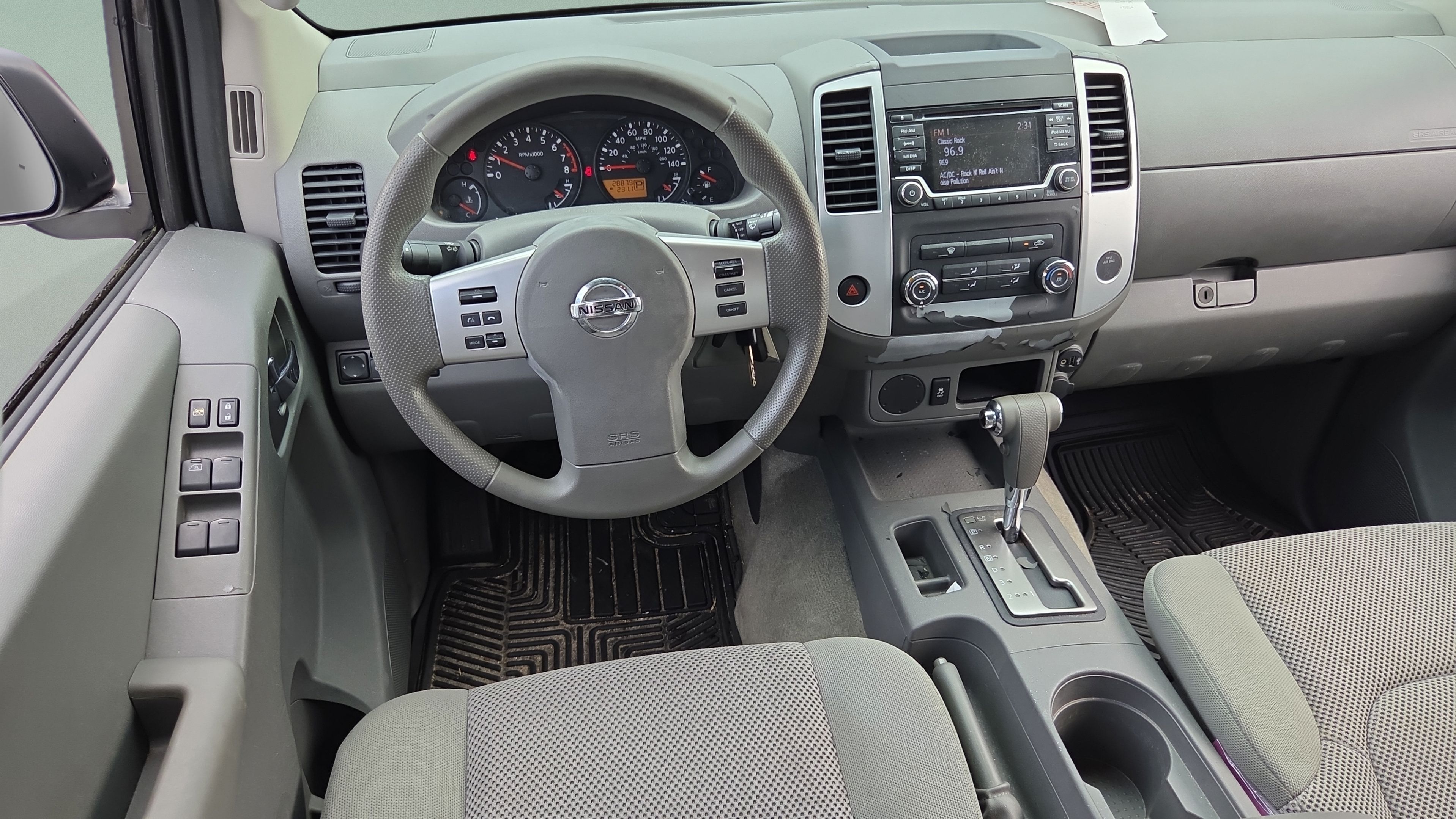 Used 2017 Nissan Frontier SV RWD image 12